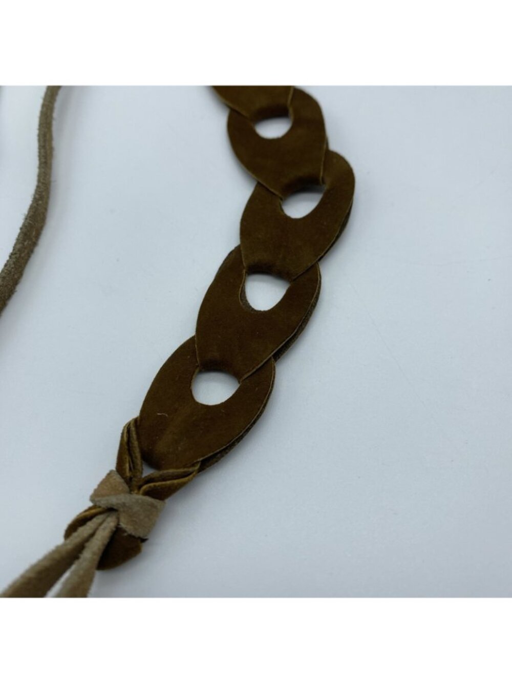Women’s Brown Genuine Leather Loop Tie Belt – Size S – 28" End‑to‑End - Picture 4 of 6